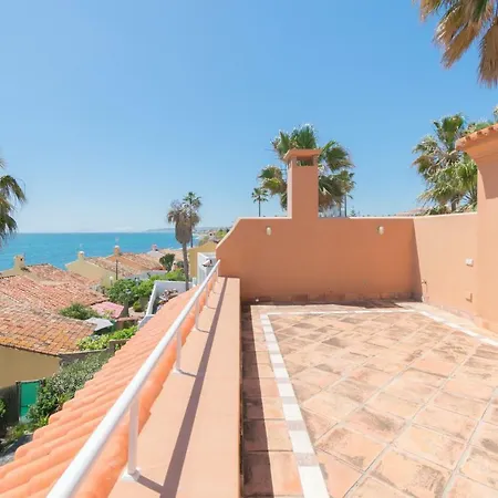 Urb Playa Azul 24 Villa Estepona Exterior photo